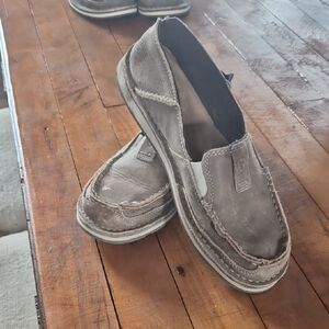 Arist Womens Casual Slip-On Shoes - Brown